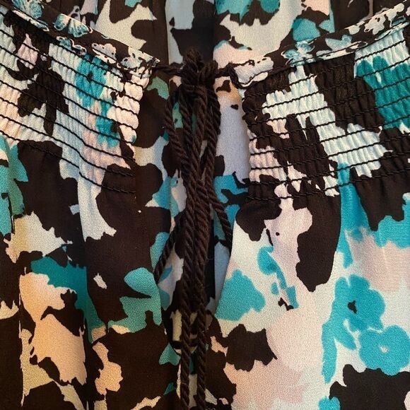 Jones New York Black Teal Floral Boho Peasant Top - Picture 4 of 8